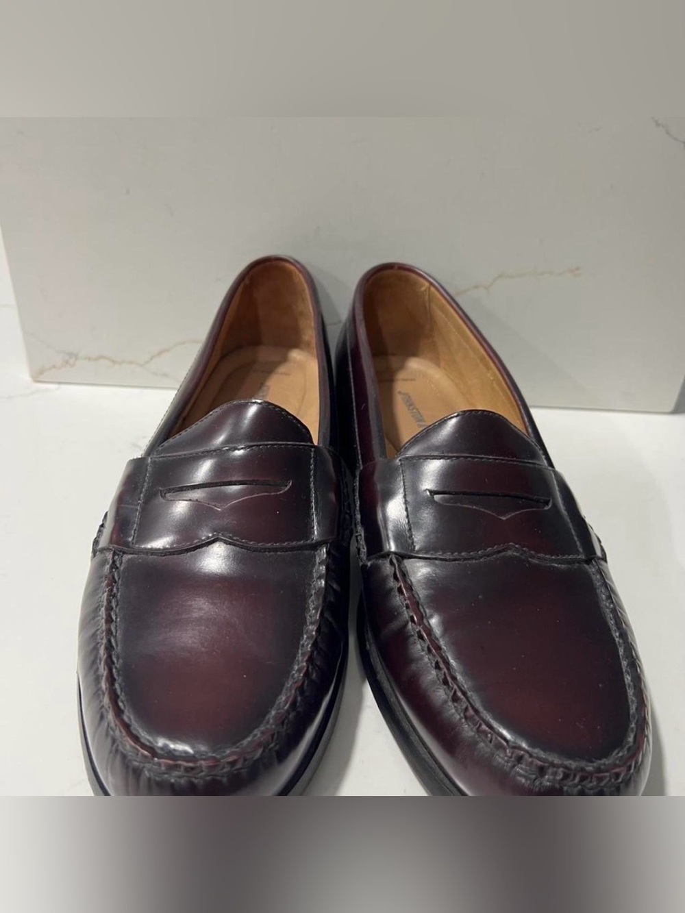 Johnston & Murphy Hayes Men's Classic Penny Loafers in Burgundy Leather